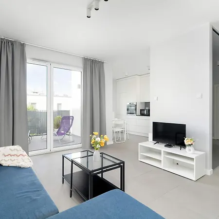 Stylish For 4 People With Parking In By Renters * بوزنان