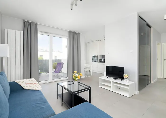 Stylish For 4 People With Parking In By Renters * Posen